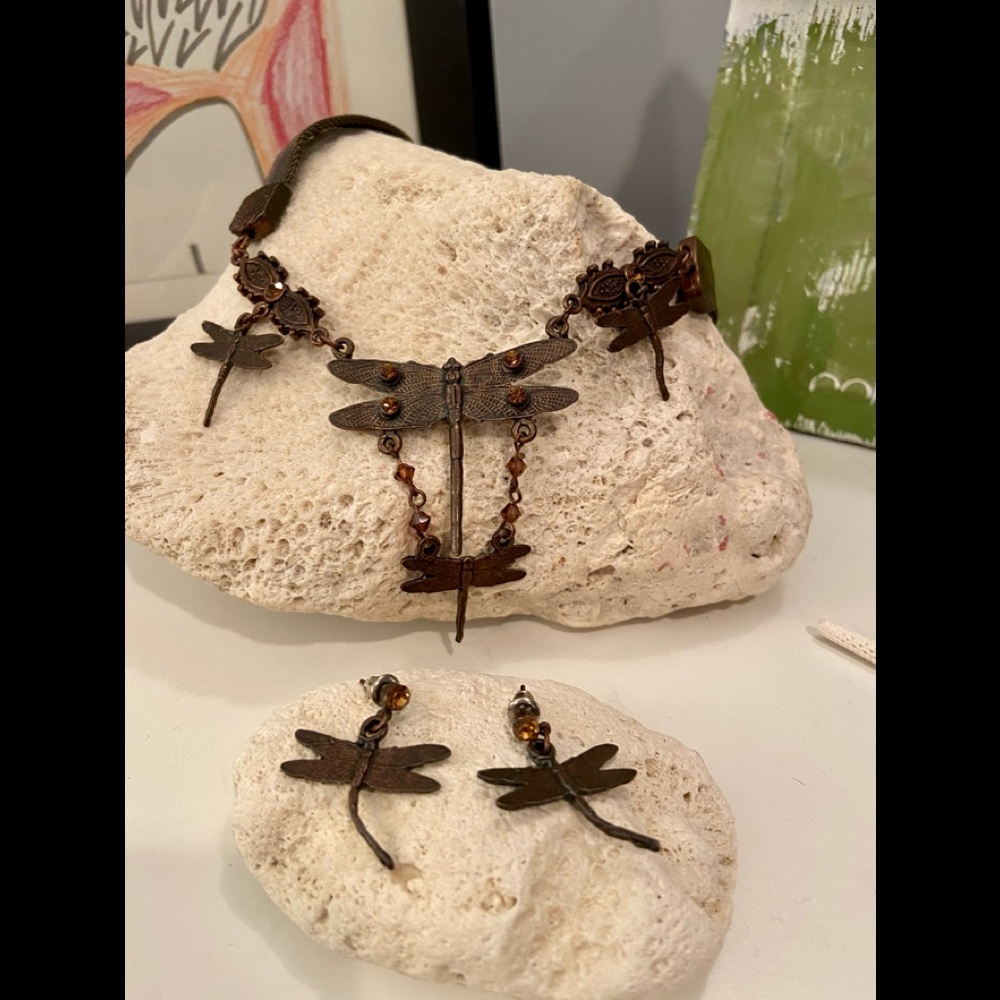 Dragonfly Earrings and Necklace Set
